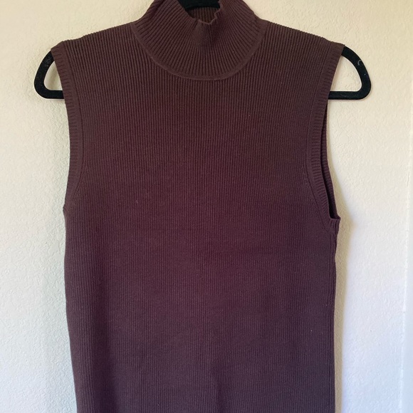 Jones Wear Studio Walnut Mock Sleeveless Rib Top M - Picture 2 of 6